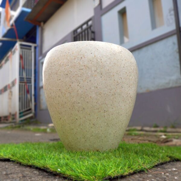 Pot Terrazzo Tipe Telur - Image 4
