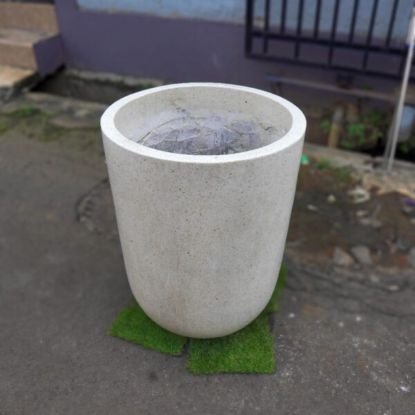 Pot Terrazzo Tipe Apolo - Image 4