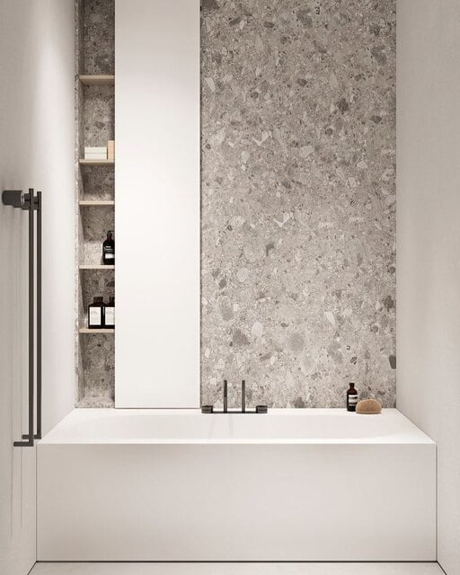 Kamar Mandi Kecil dengan Bathtub