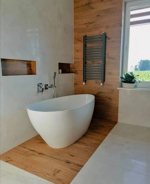 Kamar Mandi Bathtub Bernuansa Kayu