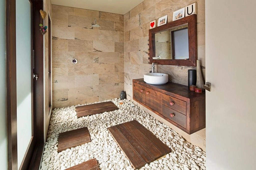 Kamar Mandi Batu Alam Tabur